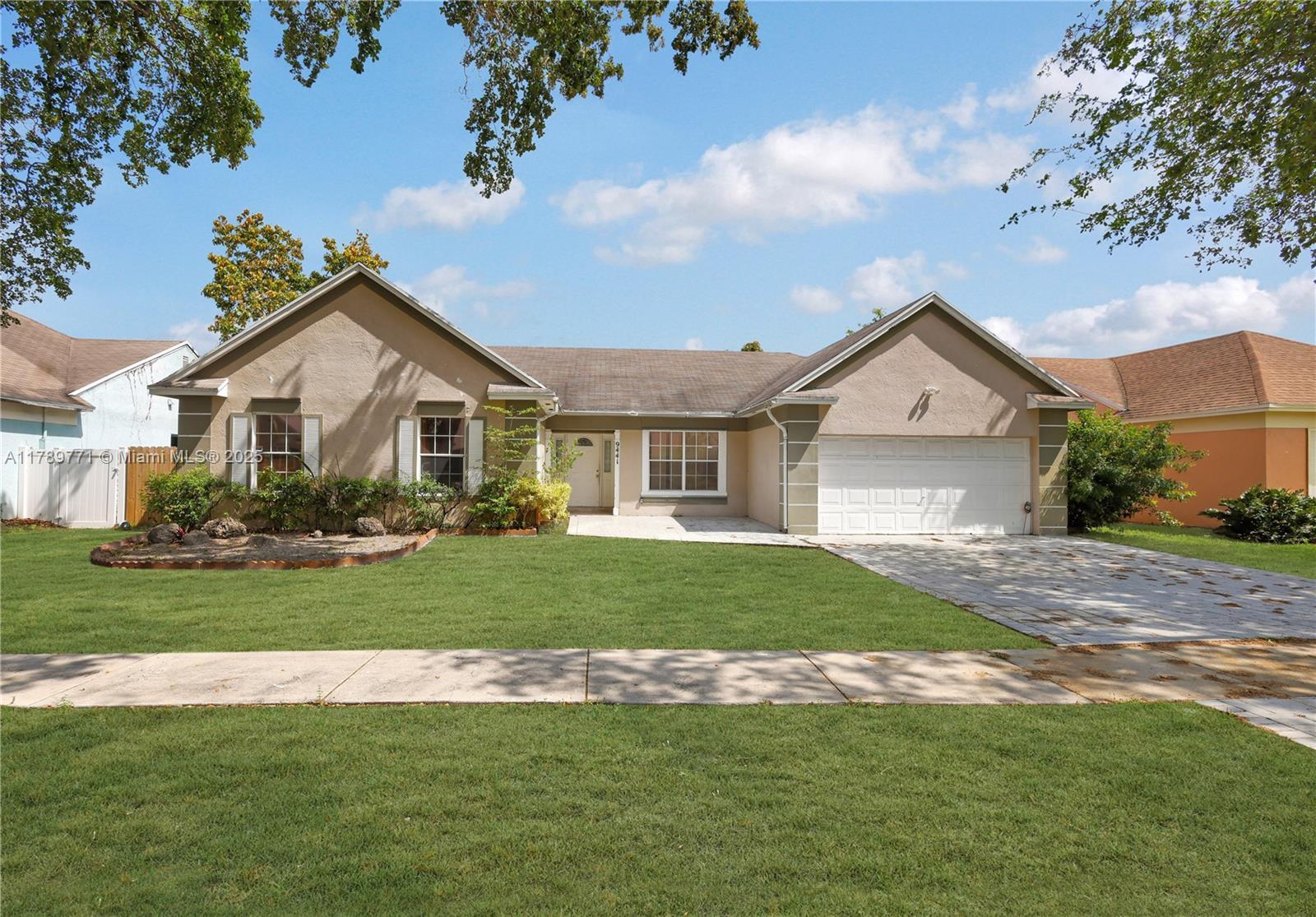 Picture of 9441 Chelsea Dr, Miramar, FL 33025