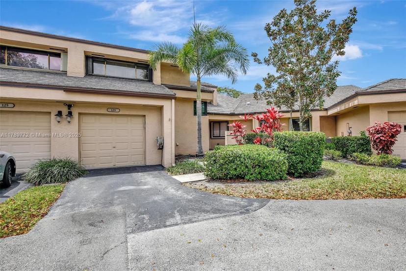 Picture of 129 Chelsea Ln, Plantation FL 33324