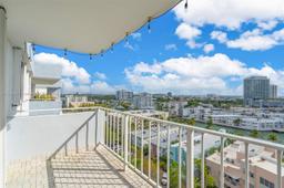 Picture of 6900 Bay Dr # 11F, Miami Beach, FL 33141