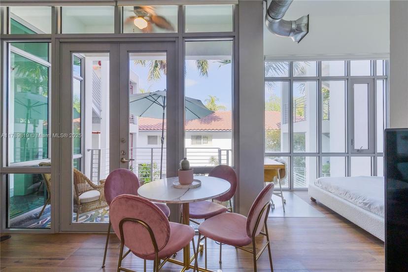 Picture of 3062 Bird Ave # C1, Miami FL 33133