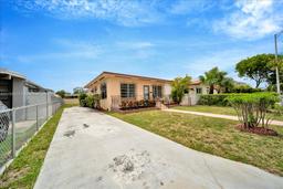 Picture of 334 W 12Th St, Hialeah, FL 33010