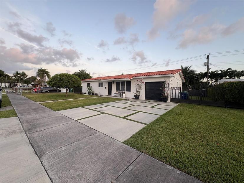 Picture of 10810 SW 58Th Ter, Miami FL 33173