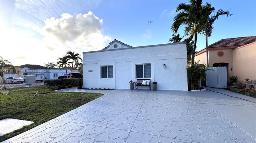 Picture of 12239 NW 7Th St, Miami FL 33182