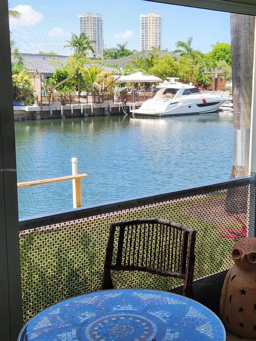 Picture of 460 Paradise Isle Blvd # 104, Hallandale Beach FL 33009