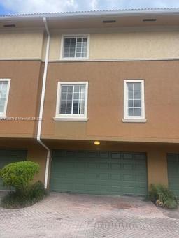 Picture of 2861 NE 185Th St # 302, Aventura, FL 33180