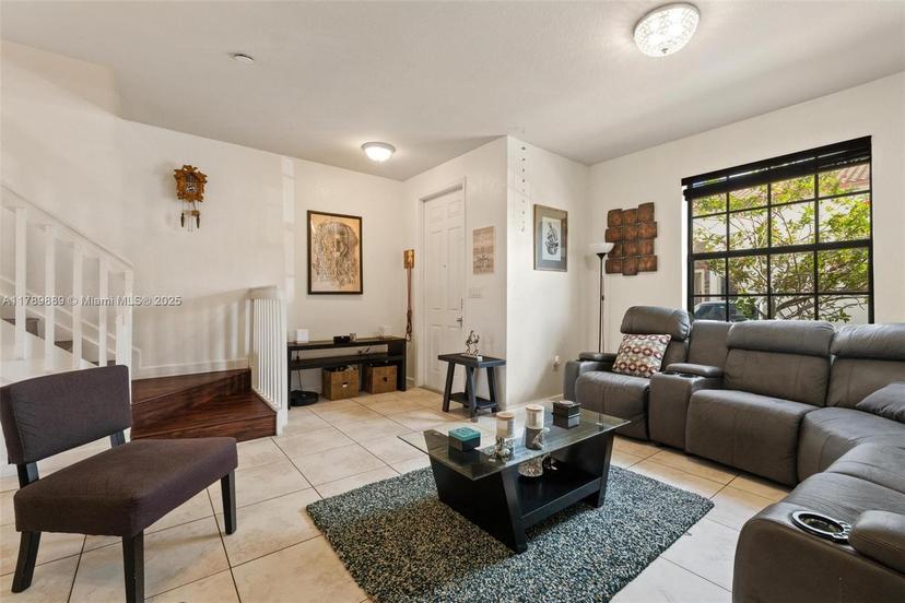 Picture of 3507 W 89Th Pl # 3507, Hialeah FL 33018