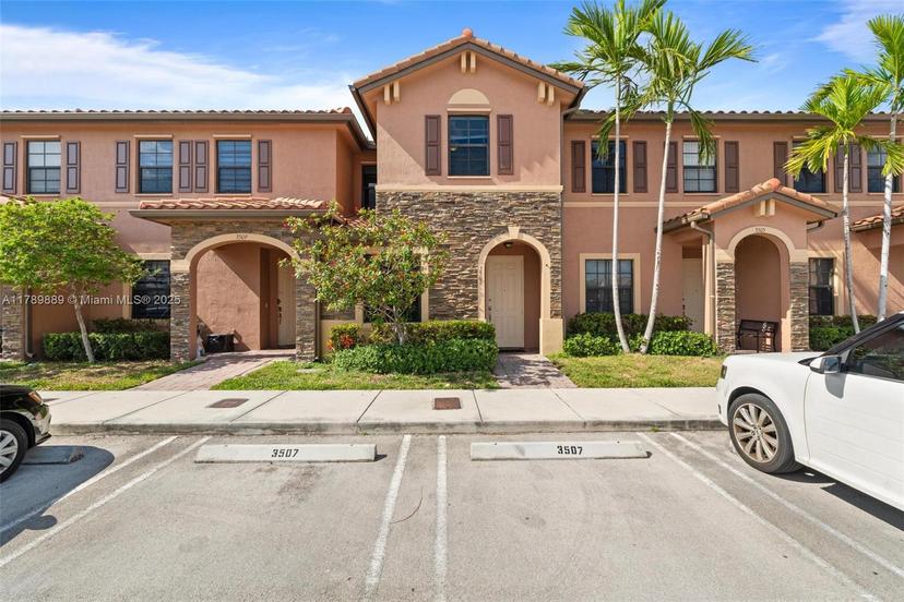 Picture of 3507 W 89Th Pl # 3507, Hialeah FL 33018
