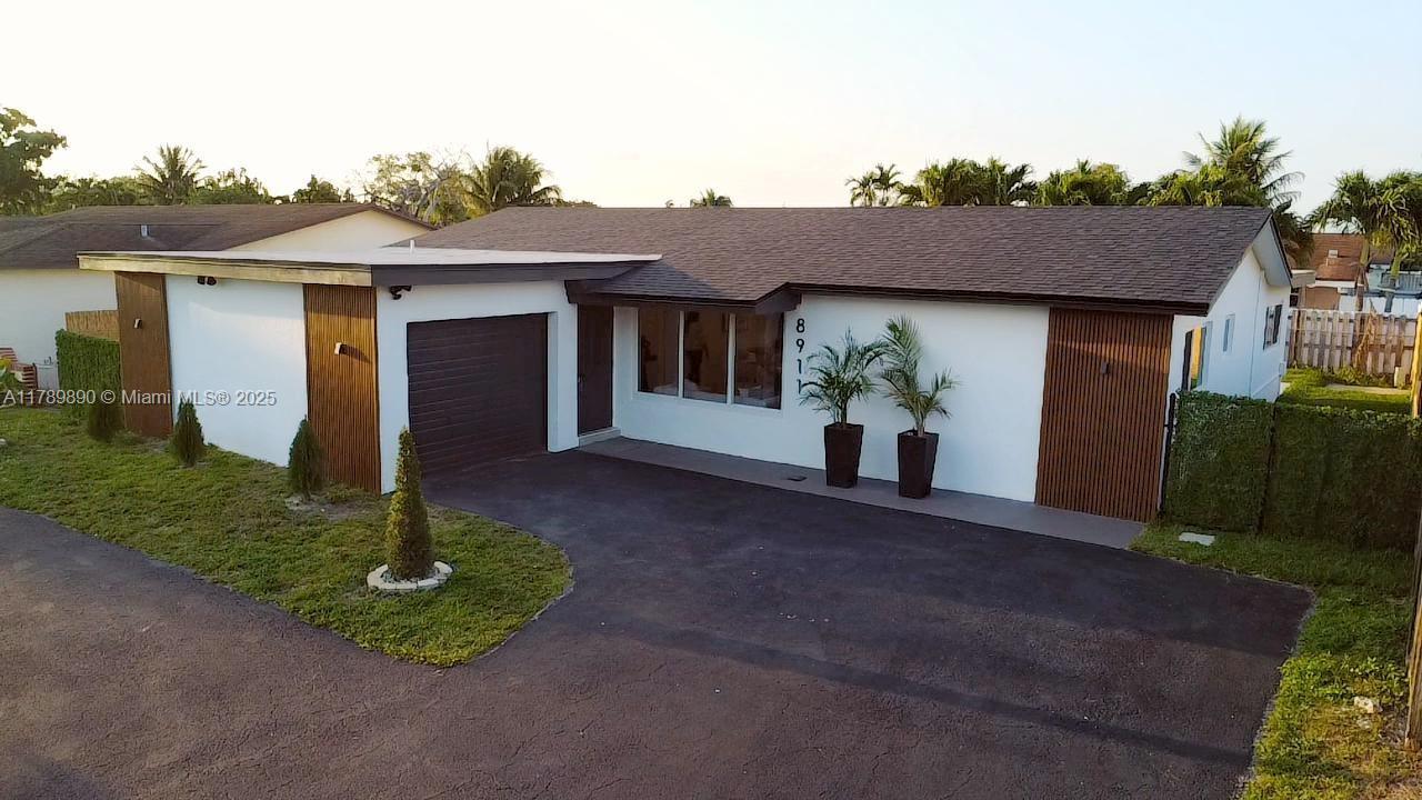 Picture of 8911 NW 7Th Ct, Pembroke Pines, FL 33024
