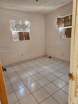 Picture of 11615 SW 136Th Ter, Miami, FL 33176