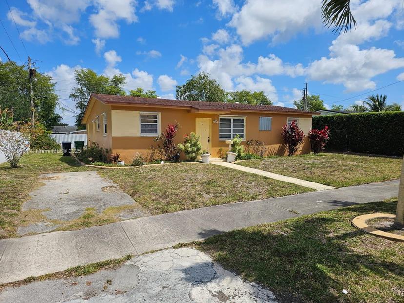Picture of 11615 SW 136Th Ter, Miami FL 33176