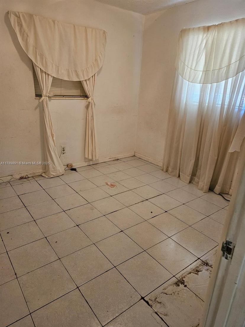 Picture of 11615 SW 136Th Ter, Miami FL 33176