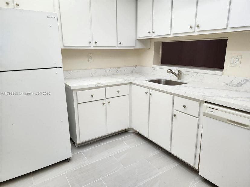Picture of 8520 SW 133Rd Ave Rd # 415, Miami FL 33183