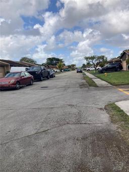 Picture of 9531 W Heather Ln, Miramar, FL 33025