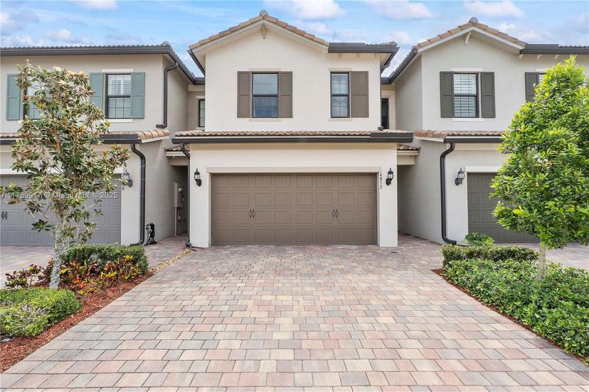 Picture of 4852 San Fratello Cir, Lake Worth FL 33467
