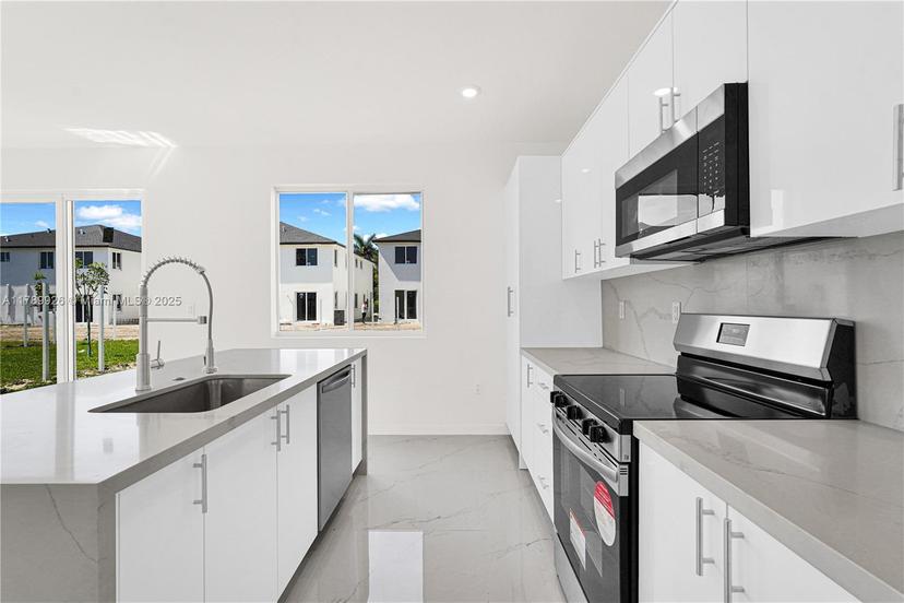 Picture of 22449 SW 125 Ave # A, Miami FL 33170