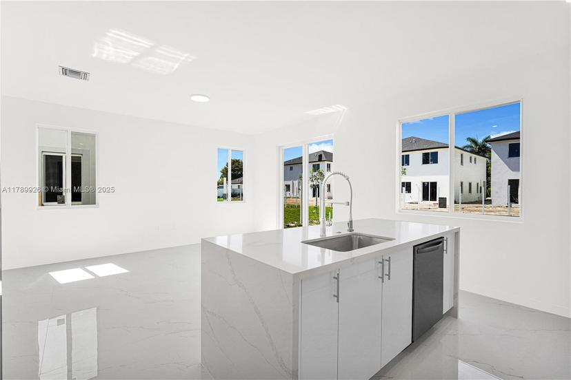 Picture of 22449 SW 125 Ave # A, Miami FL 33170
