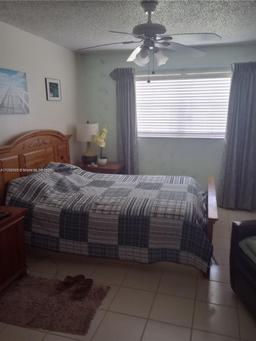 Picture of 8130 Sunrise Lakes Blvd # 107, Sunrise, FL 33322