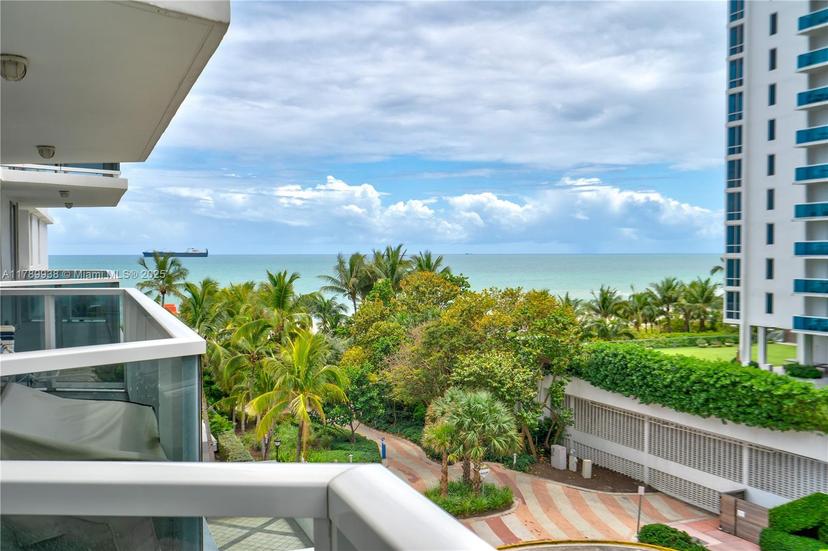 Picture of 2401 Collins Ave # 705, Miami Beach FL 33140