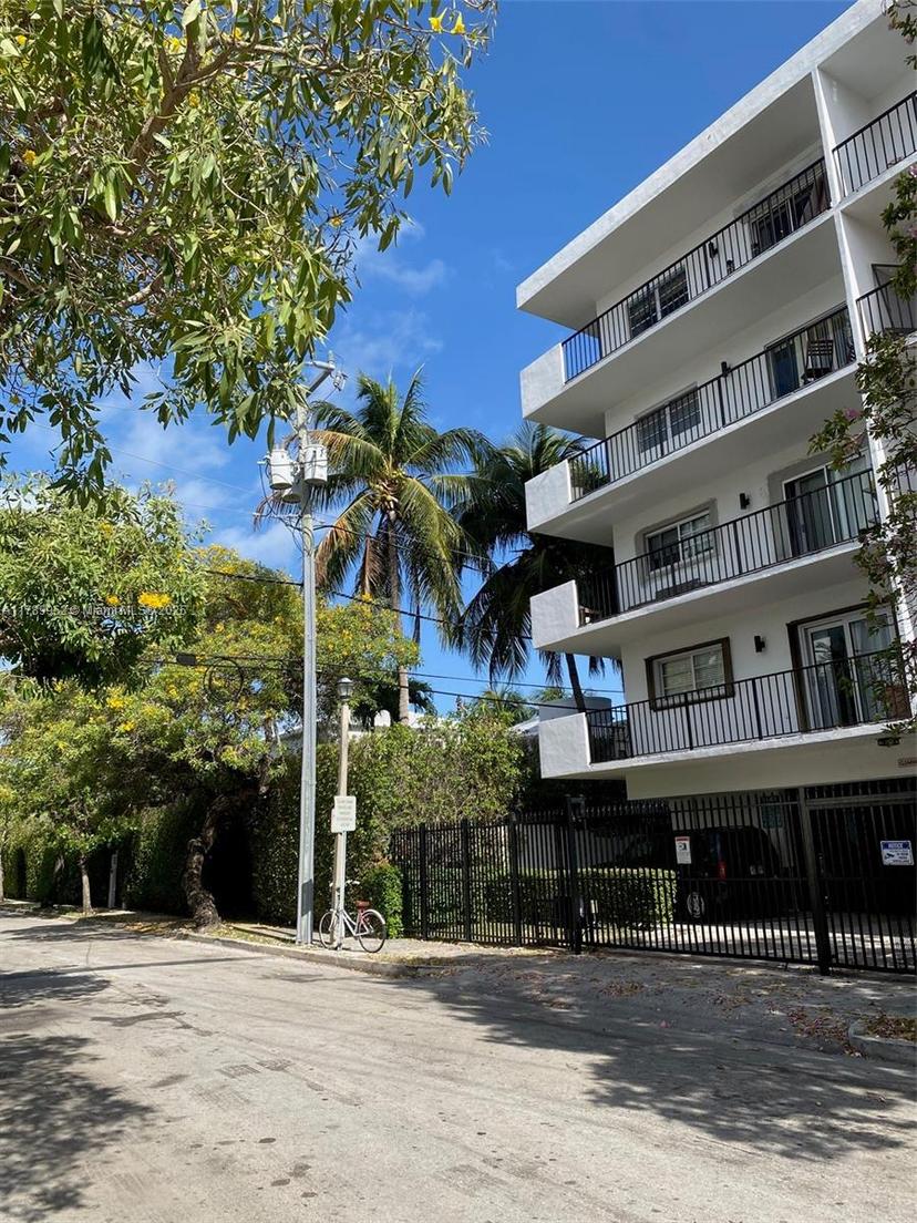 Picture of 1900 Meridian Ave # 202, Miami Beach FL 33139