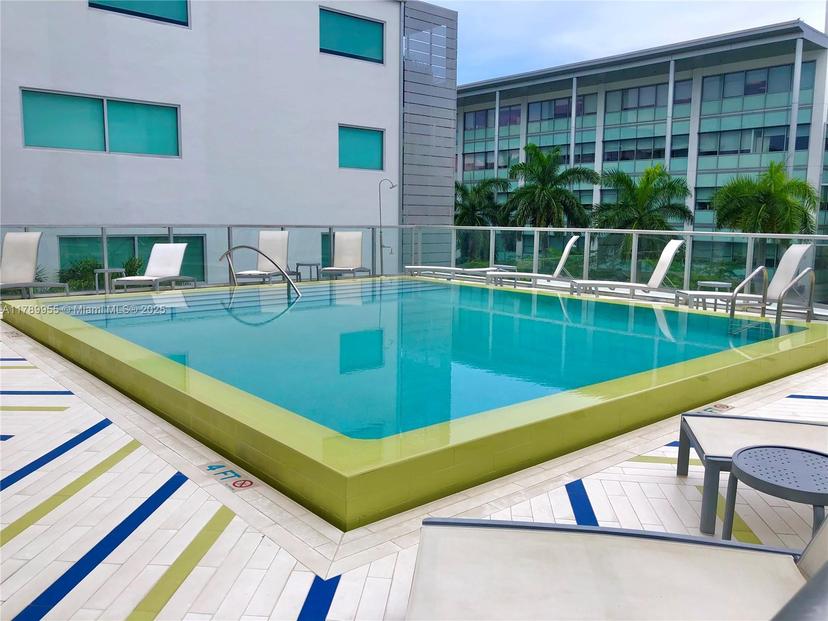 Picture of 1700 Meridian Ave # 303, Miami Beach FL 33139