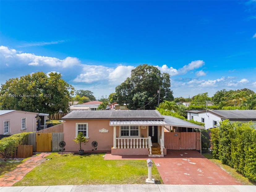 Picture of 350 E 45Th St, Hialeah FL 33013