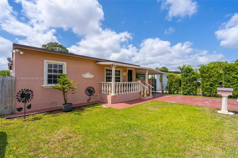 Picture of 350 E 45Th St, Hialeah FL 33013
