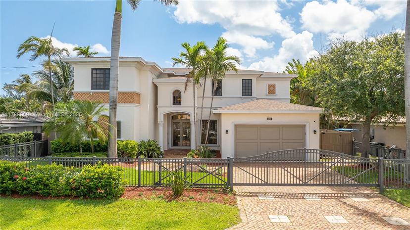 Picture of 260 NE Wavecrest Ct, Boca Raton FL 33432