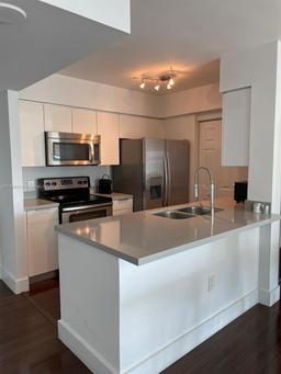 Picture of 1155 Brickell Bay Dr # 1707, Miami, FL 33131