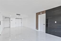 Picture of 20335 W Country Club Dr # 1902, Aventura, FL 33180