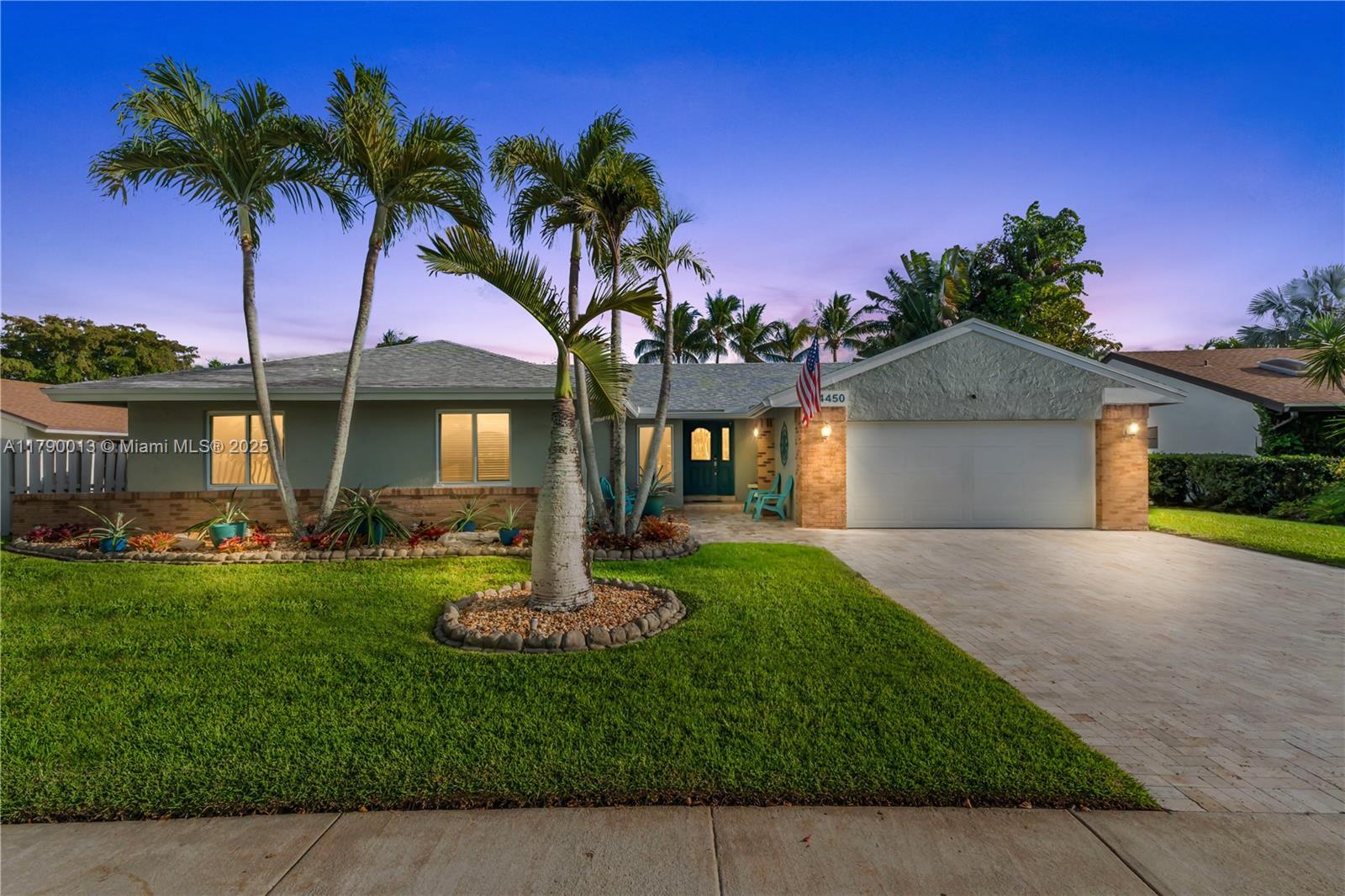 Picture of 14450 Hampton Pl, Davie, FL 33325