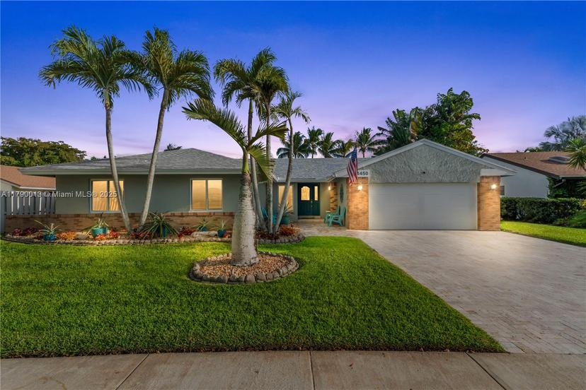 Picture of 14450 Hampton Pl, Davie FL 33325