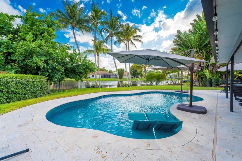 Picture of 14450 Hampton Pl, Davie FL 33325