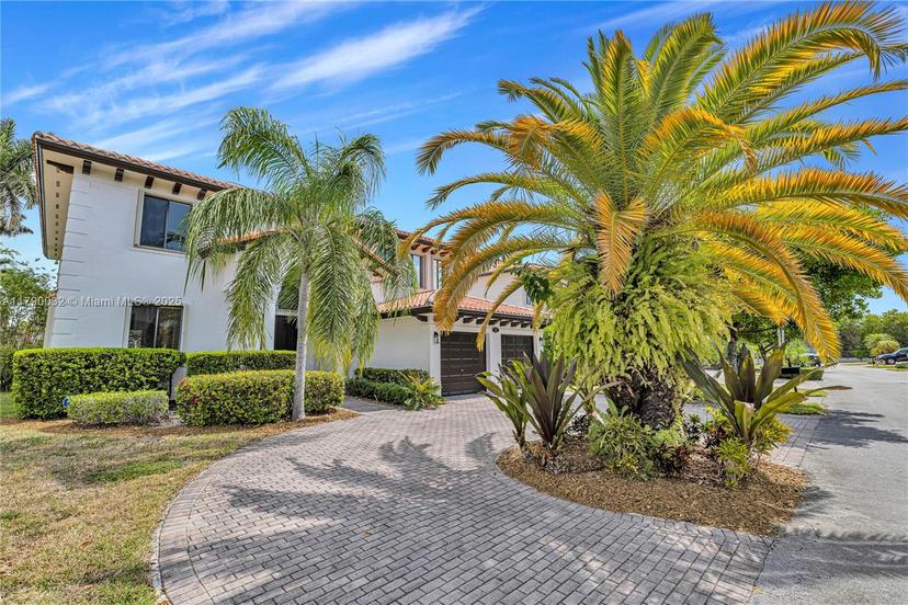Picture of 7831 SW 195Th Ter, Cutler Bay FL 33157