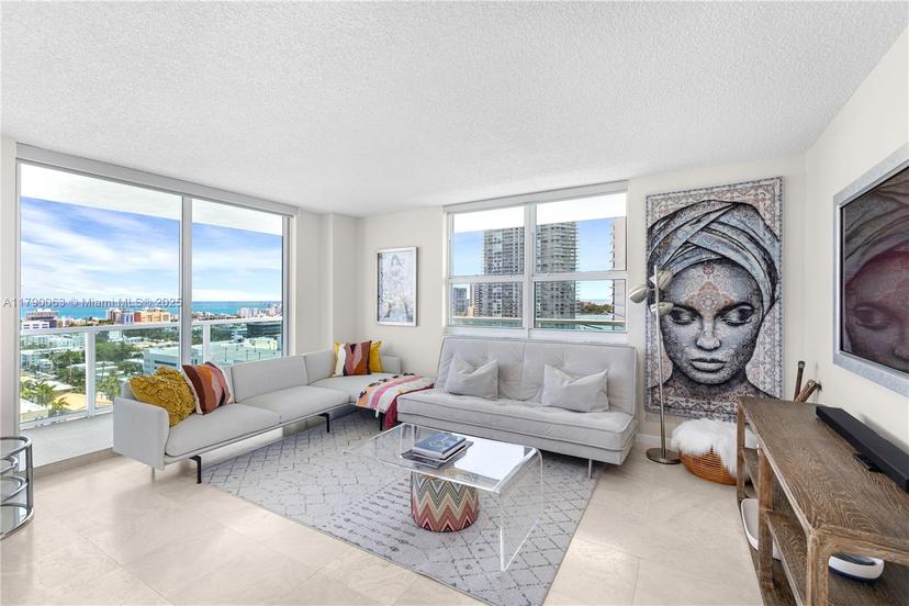 Picture of 650 West Ave # 2102, Miami Beach FL 33139