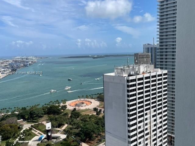 Picture of 253 NE 2Nd St # 3807, Miami FL 33132