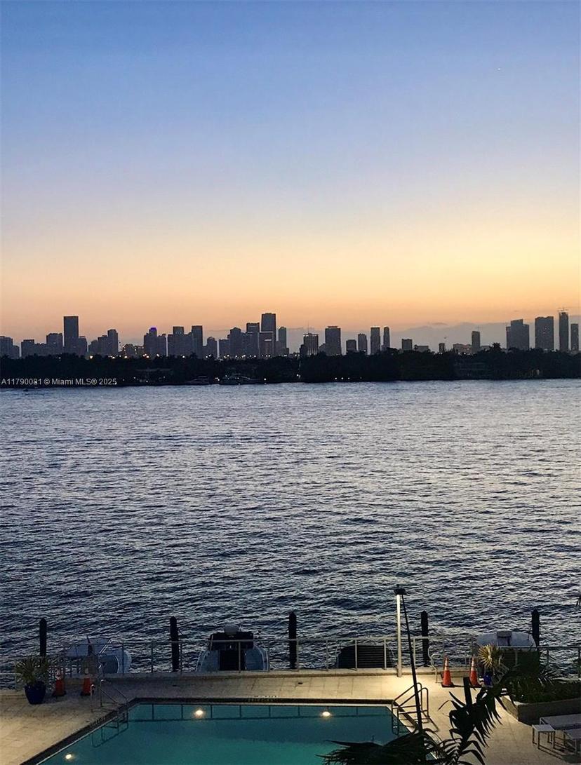 Picture of 800 West Ave # 523, Miami Beach FL 33139
