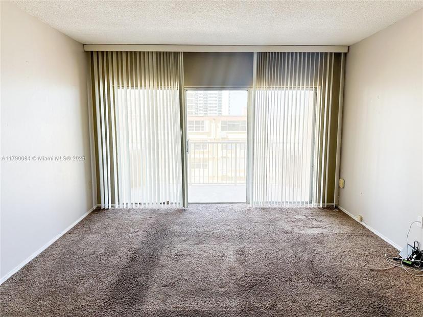 Picture of 1950 S Ocean Dr # 3K, Hallandale Beach FL 33009