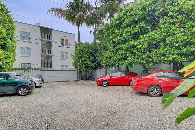 Picture of 1011 Michigan Ave # 1, Miami Beach FL 33139