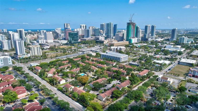 Picture of 226 City View Dr, Fort Lauderdale FL 33311