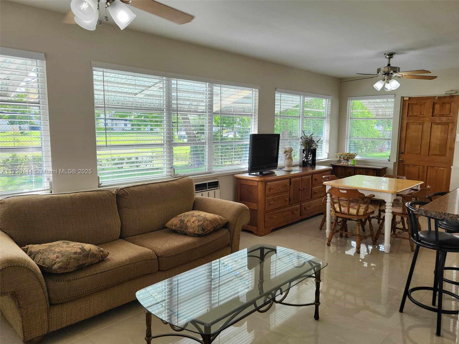 Picture of 4804 NW 49Th Ct, Tamarac, FL 33319