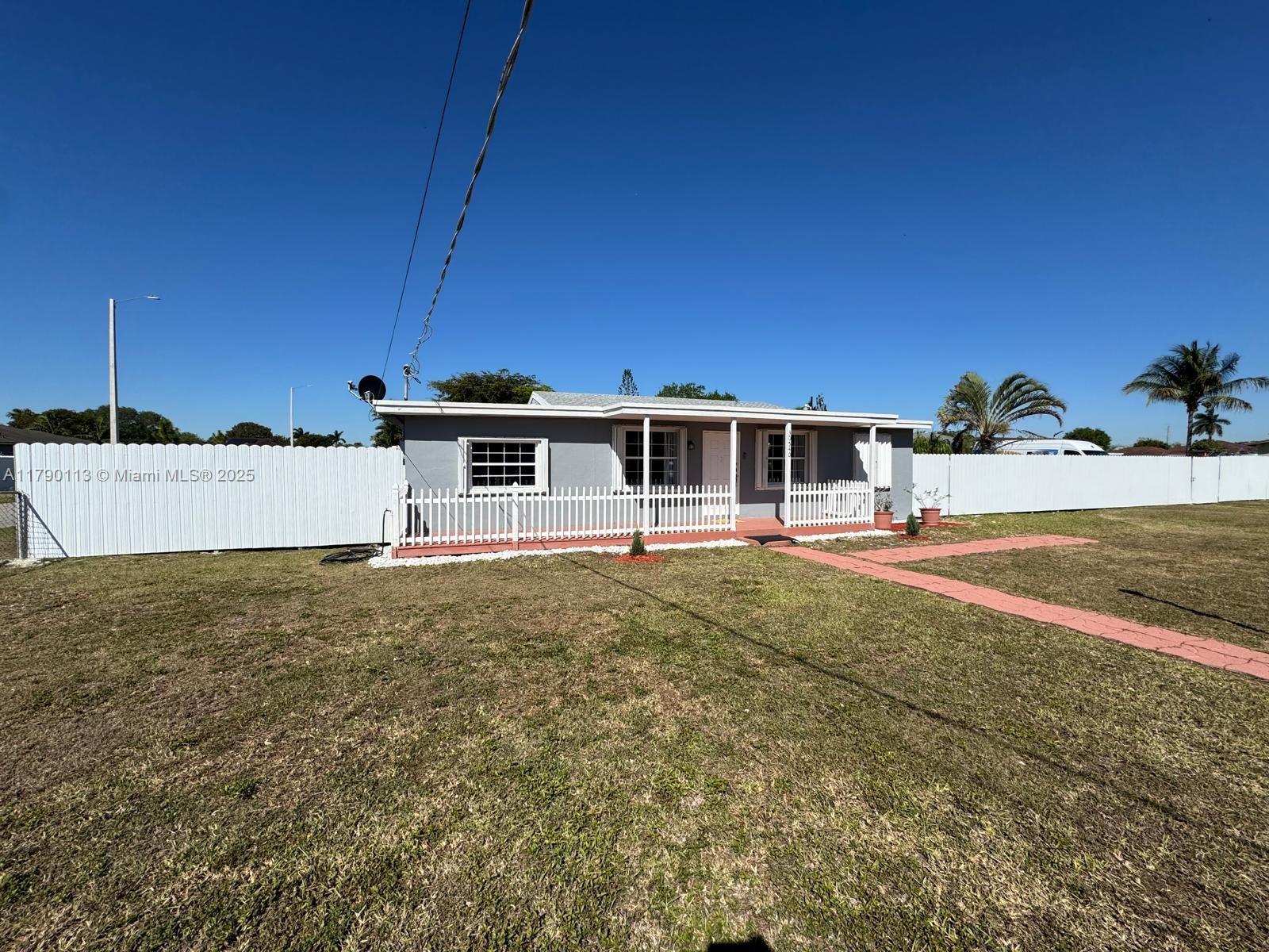 Picture of 30540 SW 193Rd Ct, Homestead, FL 33030