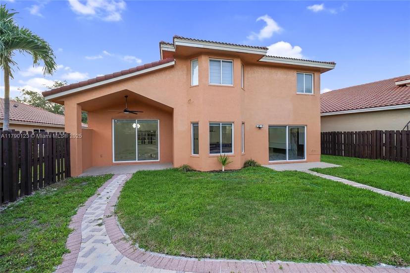Picture of 14672 Vista Luna Dr, Davie FL 33325