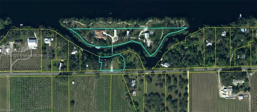 Picture of 2920 Fort Denaud Rd, La Belle FL 33935