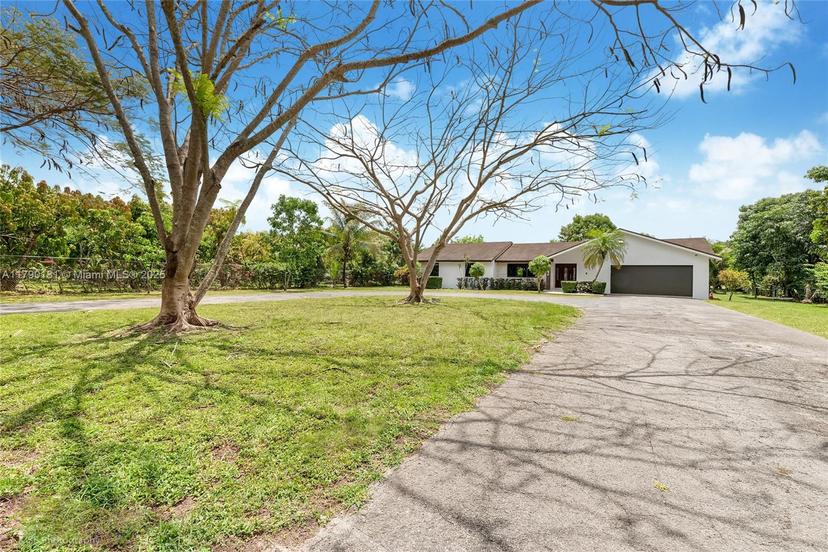 Picture of 17450 SW 192Nd St, Miami FL 33187
