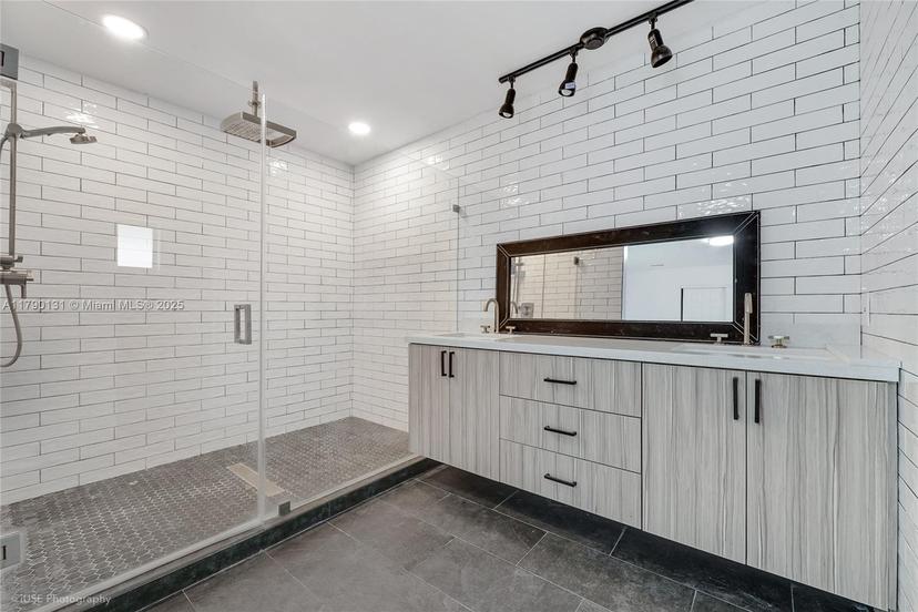Picture of 17450 SW 192Nd St, Miami FL 33187
