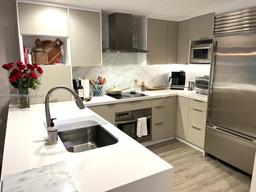 Picture of 3540 Main Hwy # 204, Miami, FL 33133