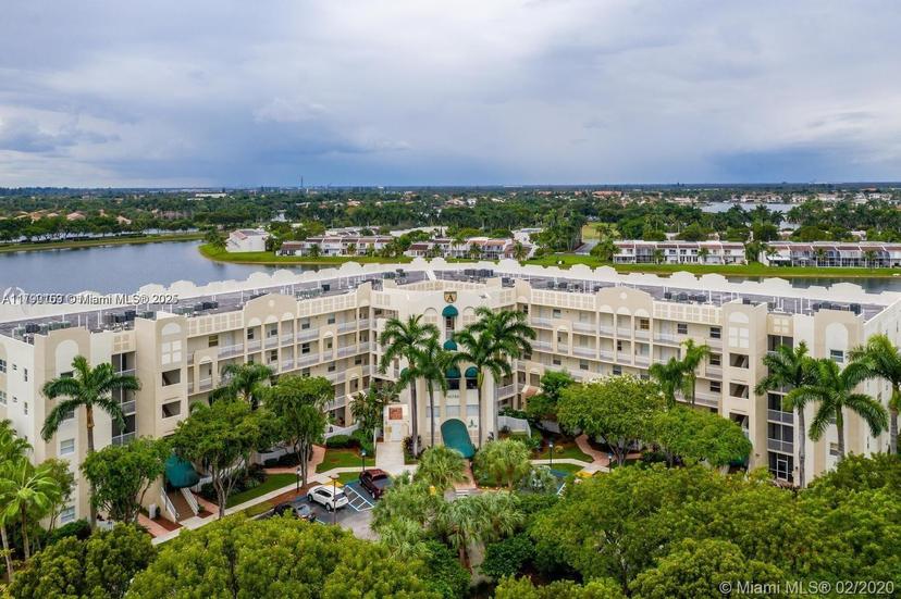 Picture of 10730 NW 66 # 101, Doral FL 33178
