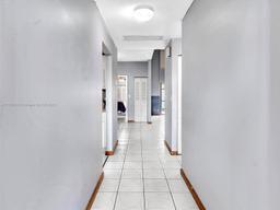 Picture of 9401 NW 14Th Ct # 224, Pembroke Pines, FL 33024