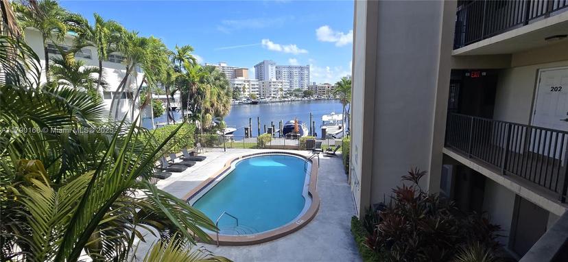 Picture of 2420 Diana Dr # 203, Hallandale Beach FL 33009