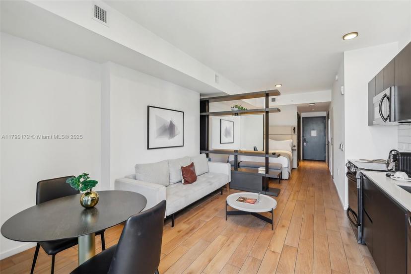 Picture of 398 NE 5Th St # 1805, Miami FL 33132